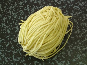 業務用生中華18番平麺  5玉